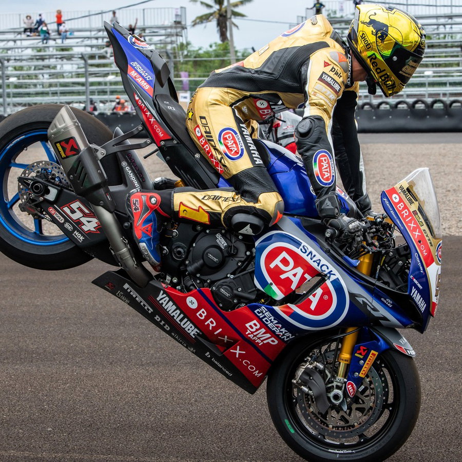 Toprak Razgatlioglu wins 2021 WorldSBK title at Mandalika.