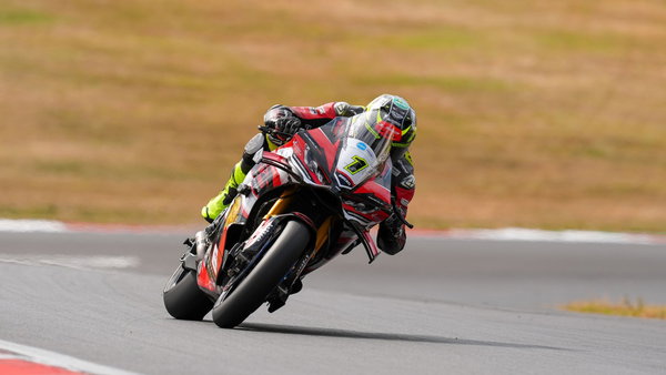 Hatch Files 2026 British Superbikes: Brands Hatch - Practice Results | Crash.net