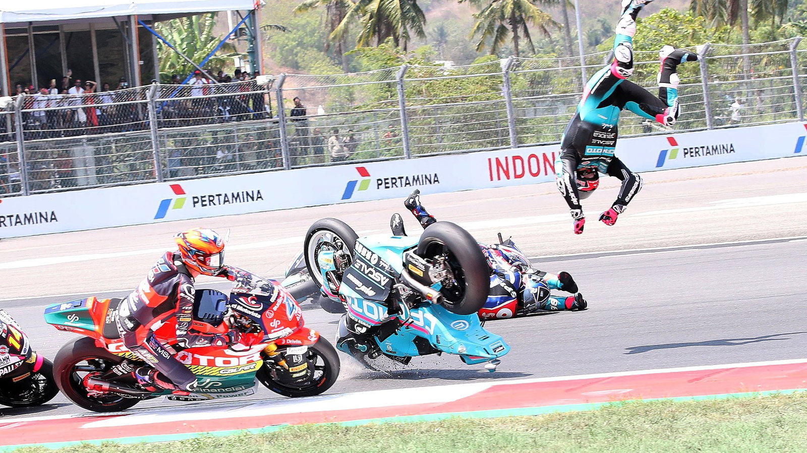 David Alonso highside, start, 2026 Mandalika Moto2 Grand Prix.