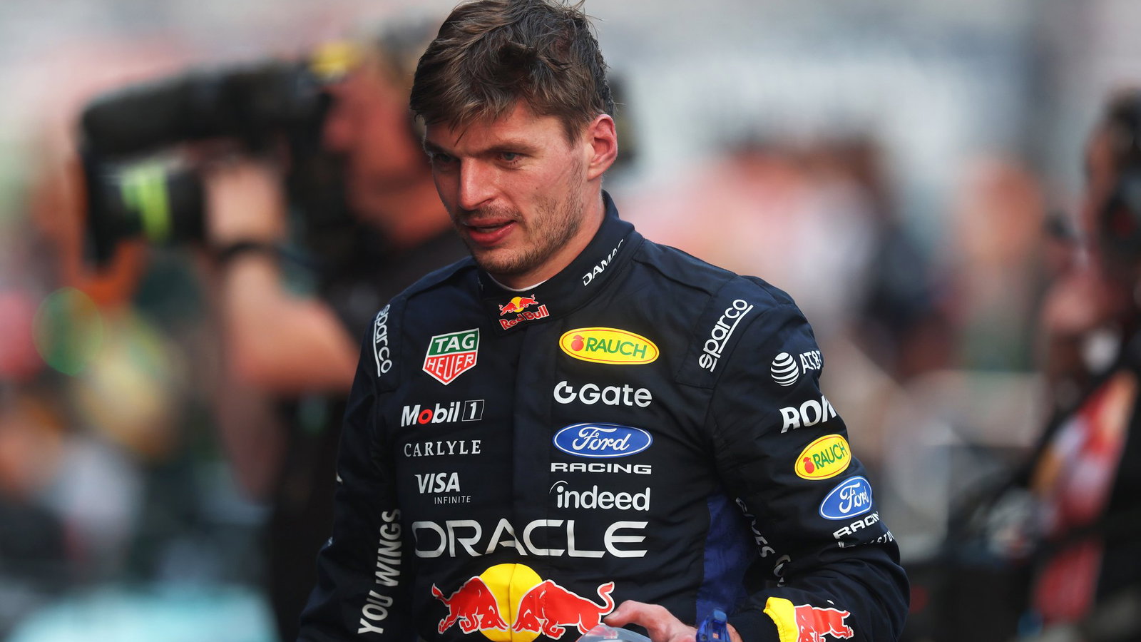 Max Verstappen suffered issues on the formation lap at the Bahrain Grand Prix