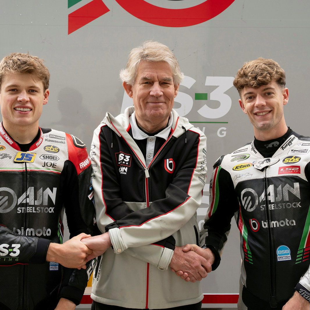 Nigel Snook with Joe Talbot & Max Cook. Credit: Kawasaki UK.