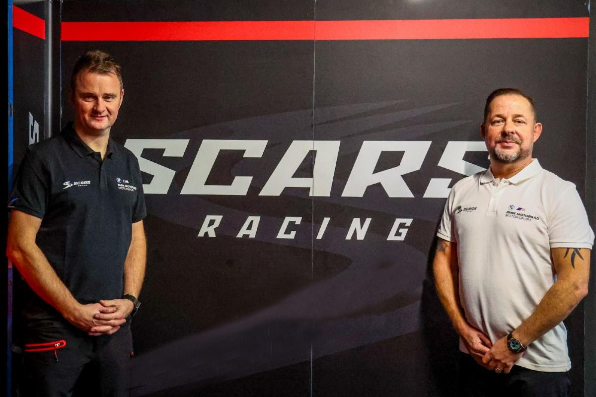Leigh Finlay & Dale McElveen. Credit: Scars Racing.