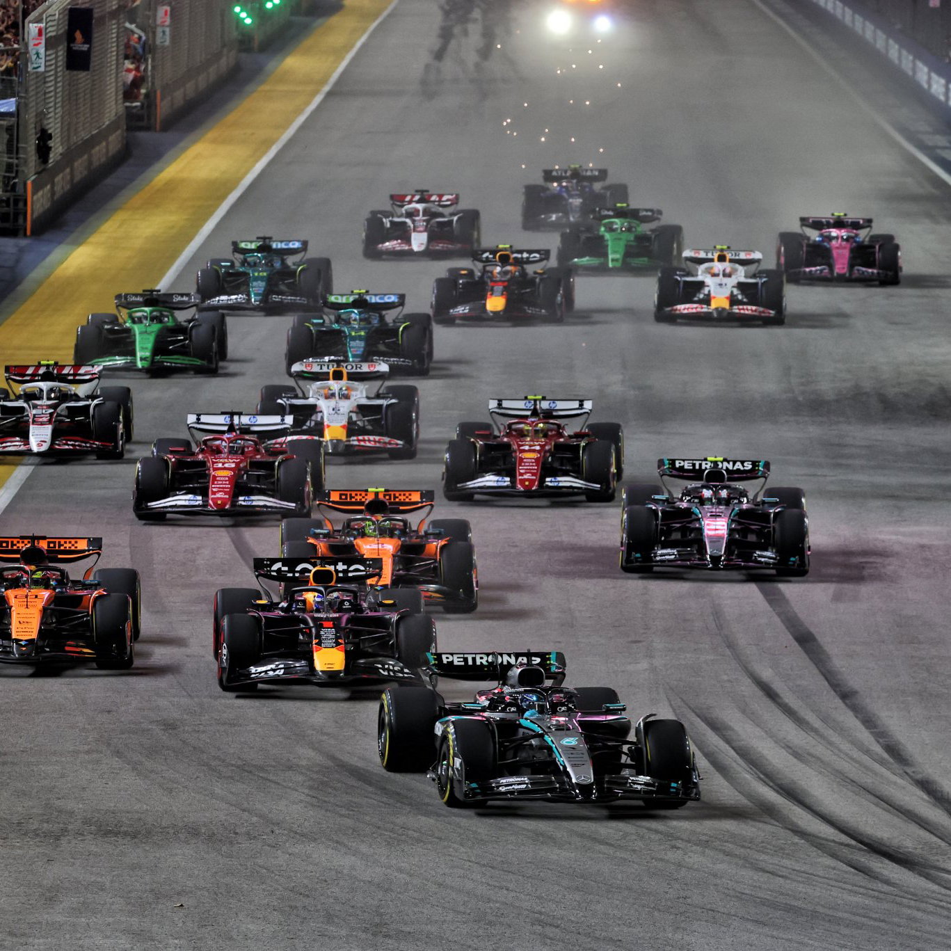 The start of the 2025 Singapore Grand Prix, won by George Russell