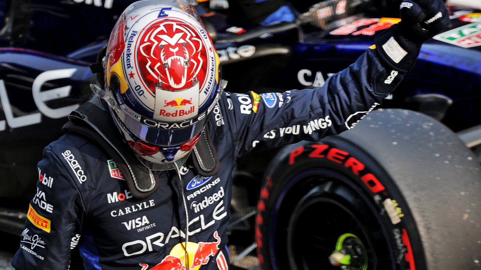 Max Verstappen starts from pole position
