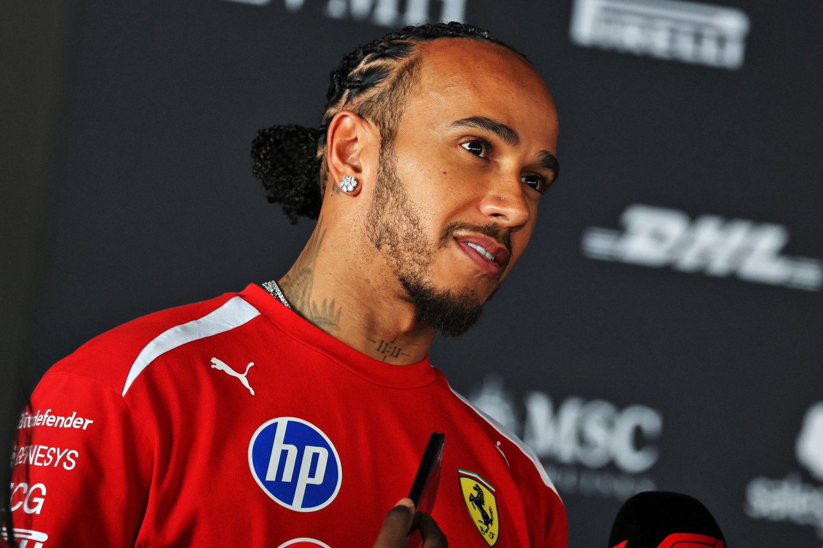 Lewis Hamilton suffered a technical problem in FP2