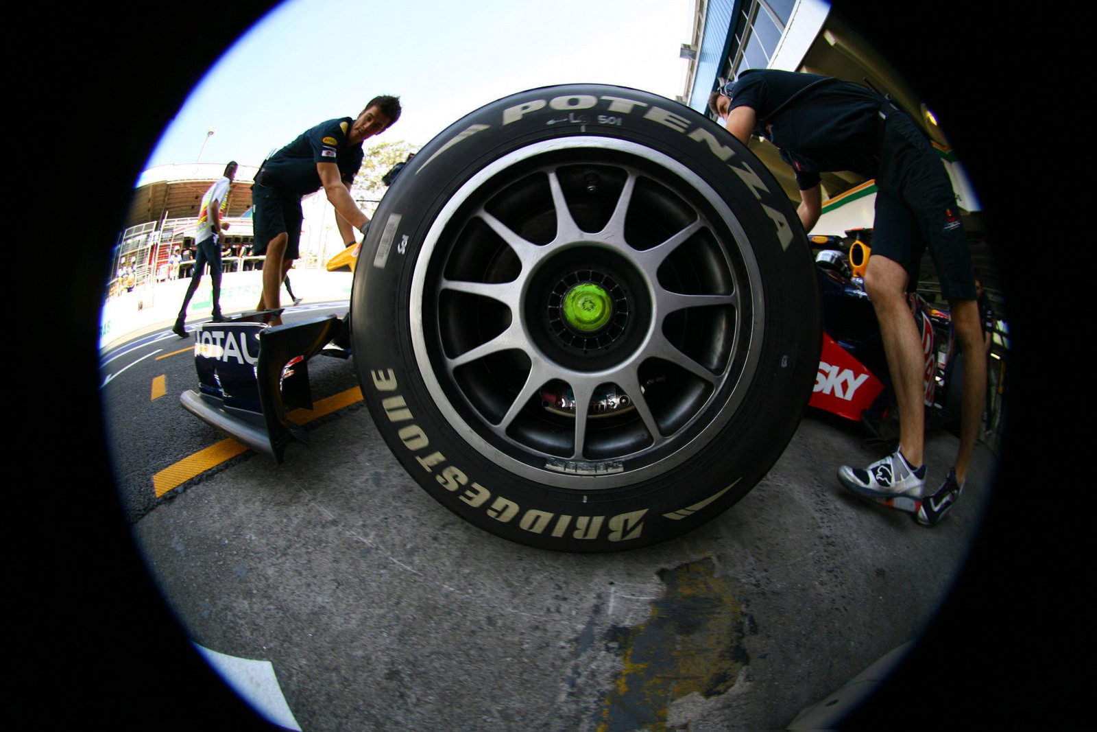 Bridgestone is seeking a return to F1 