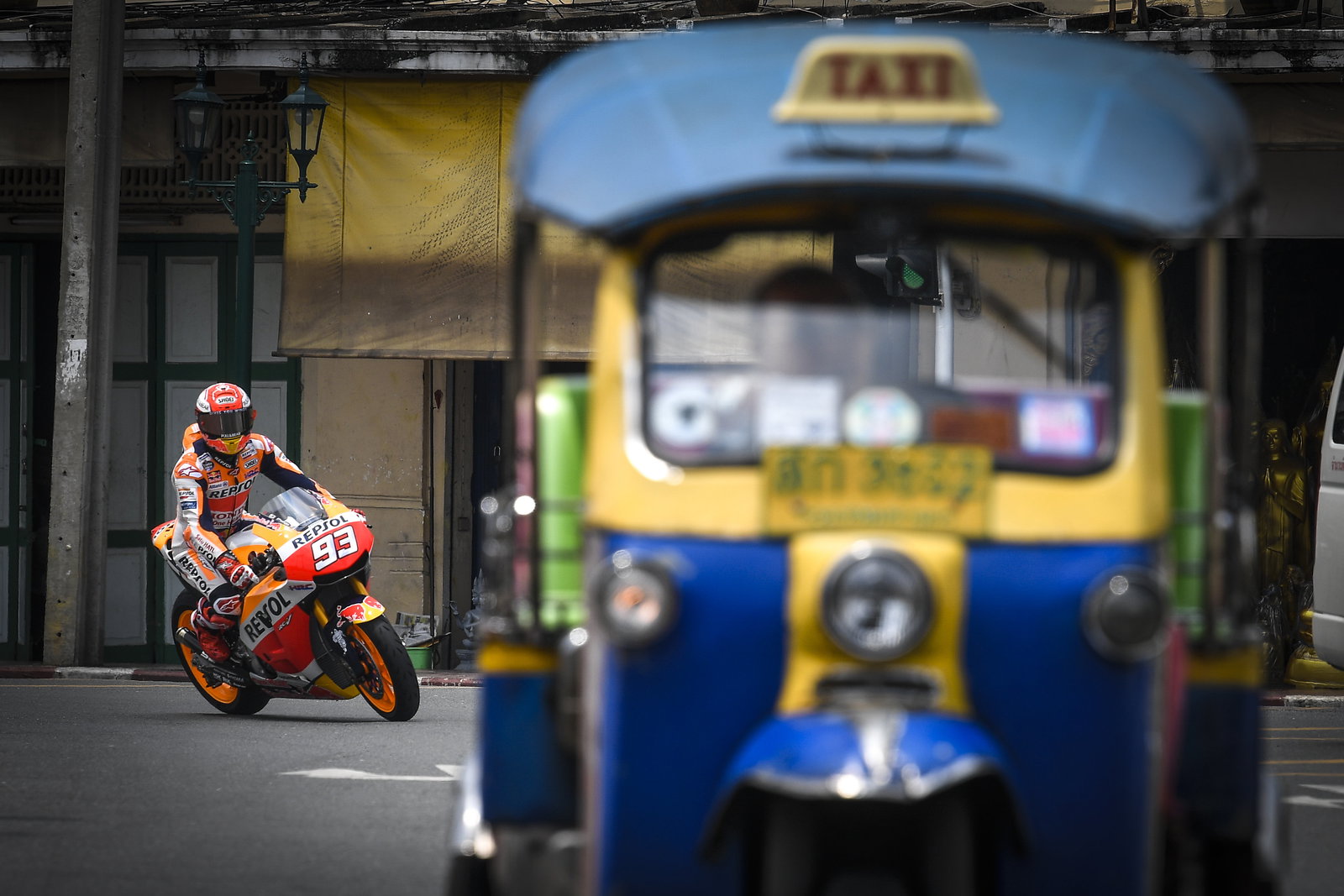 MotoGP Thailand: Marquez tours Bangkok, tries Tuk-Tuk!