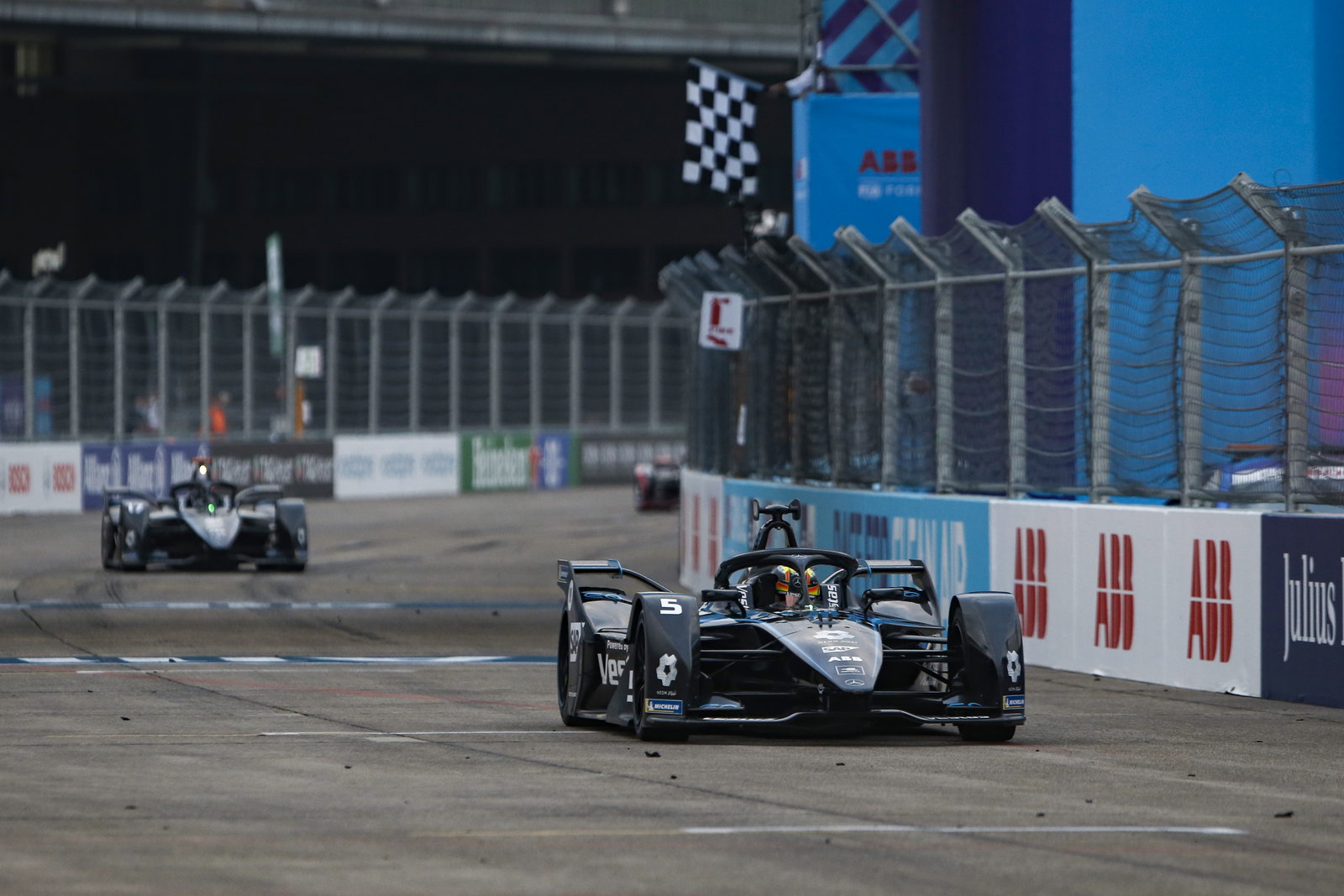 Stoffel Vandoorne leads Mercedes 1-2 in Formula E season finale