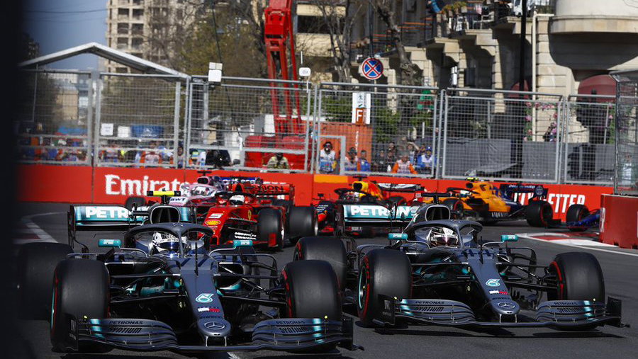 Mercedes happy to let 'clean' Hamilton and Bottas race freely in Baku