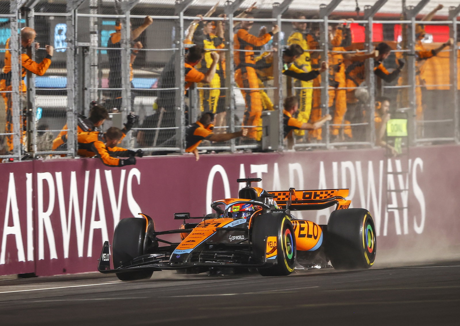 Apakah Piastri Berhasil Menggoyahkan Norris di McLaren?
