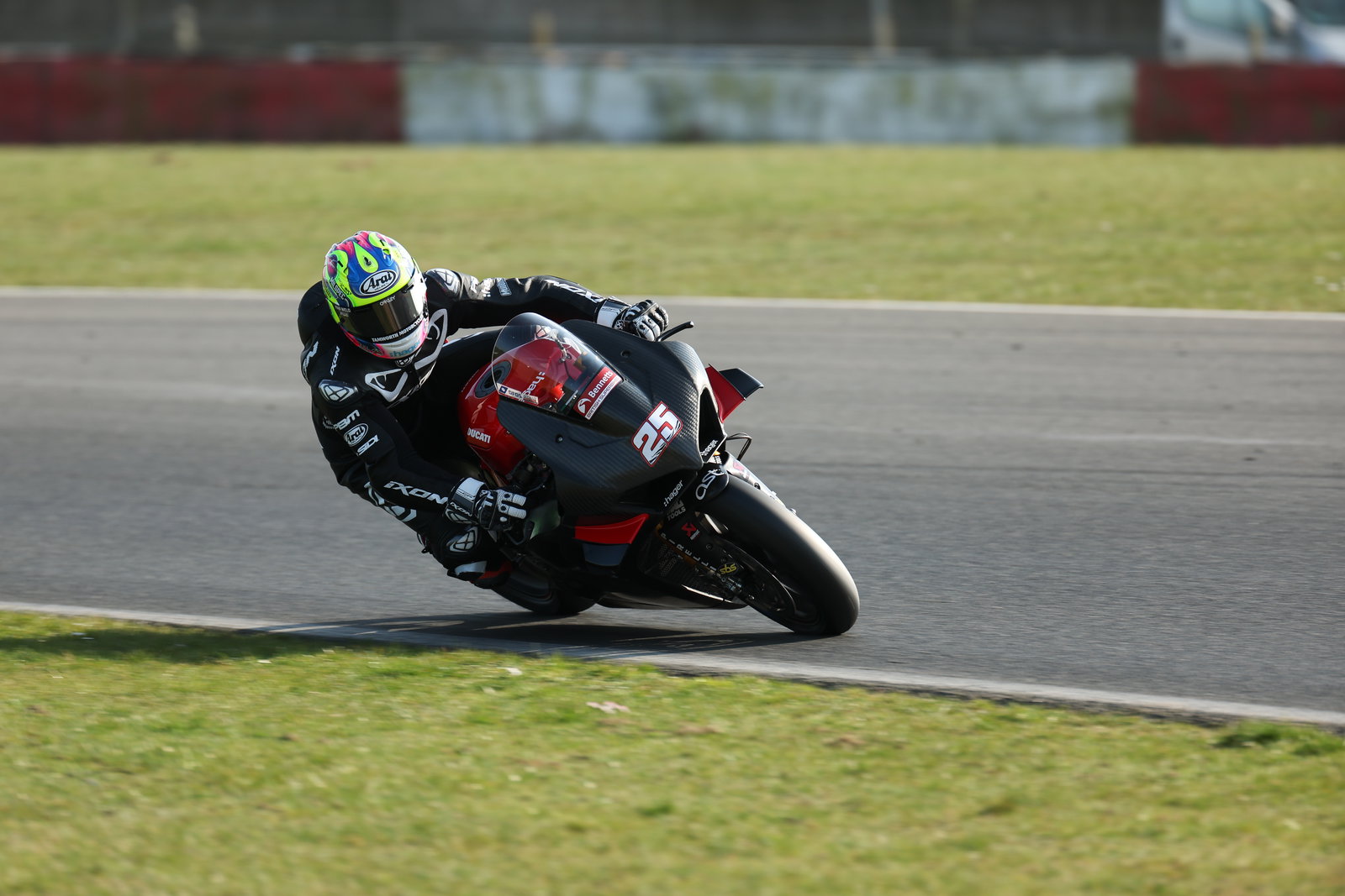 British Superbikes: Bradley Ray shows pace on Yamaha debut, race winner in 2022?