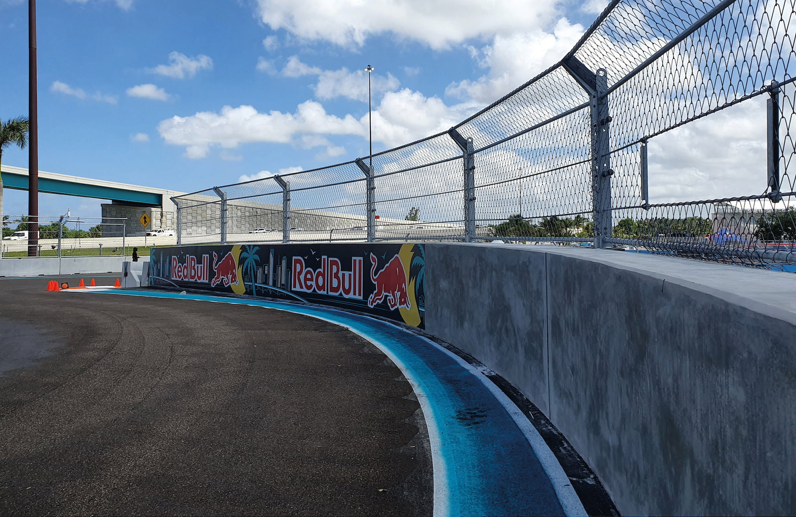 Trek F1 GP Miami Dirancang dengan 'Generator Kesalahan'