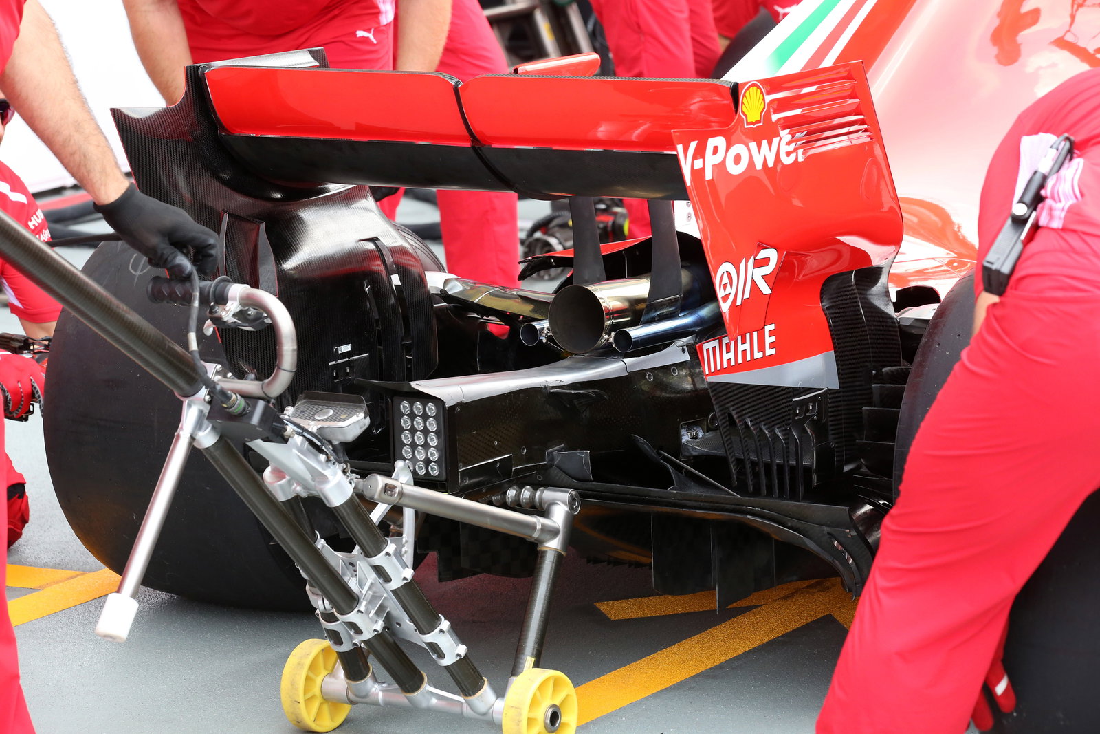 The Singapore tech updates boosting Ferrari and Mercedes' title hopes