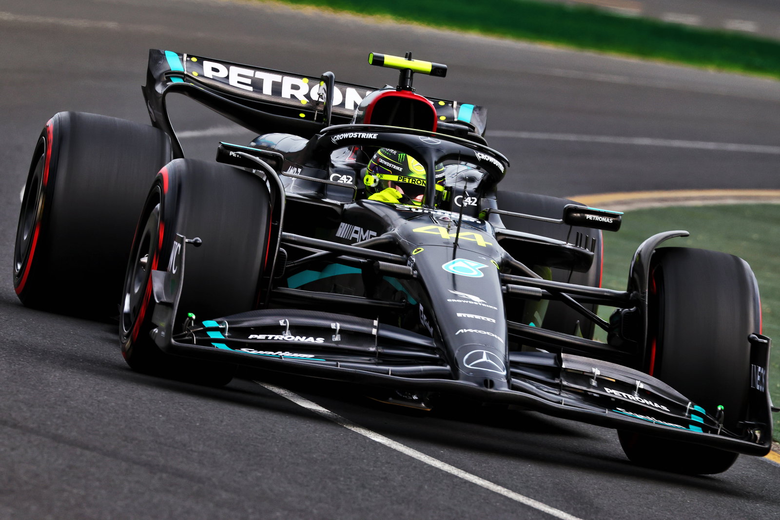 F1 Australian GP: Max Verstappen beats George Russell and Lewis Hamilton to pole as Sergio Perez has shocker