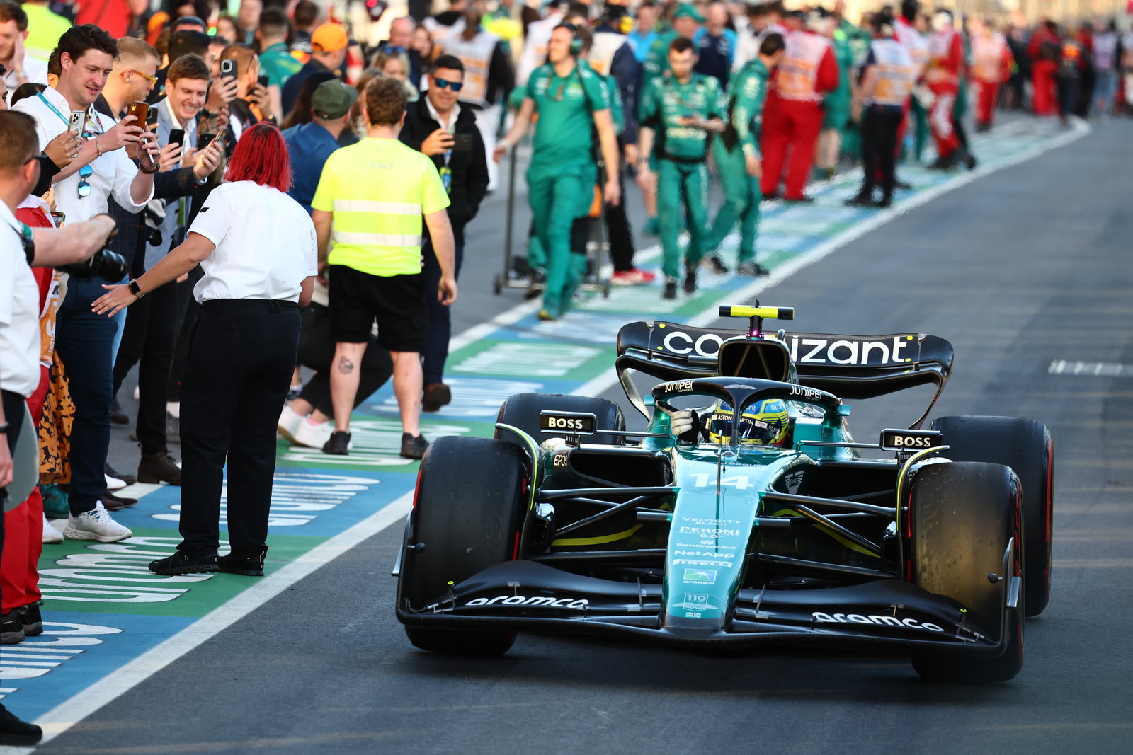 Aston Martin a year ahead of schedule to reach F1 summit and meet Fernando Alonso’s expectations