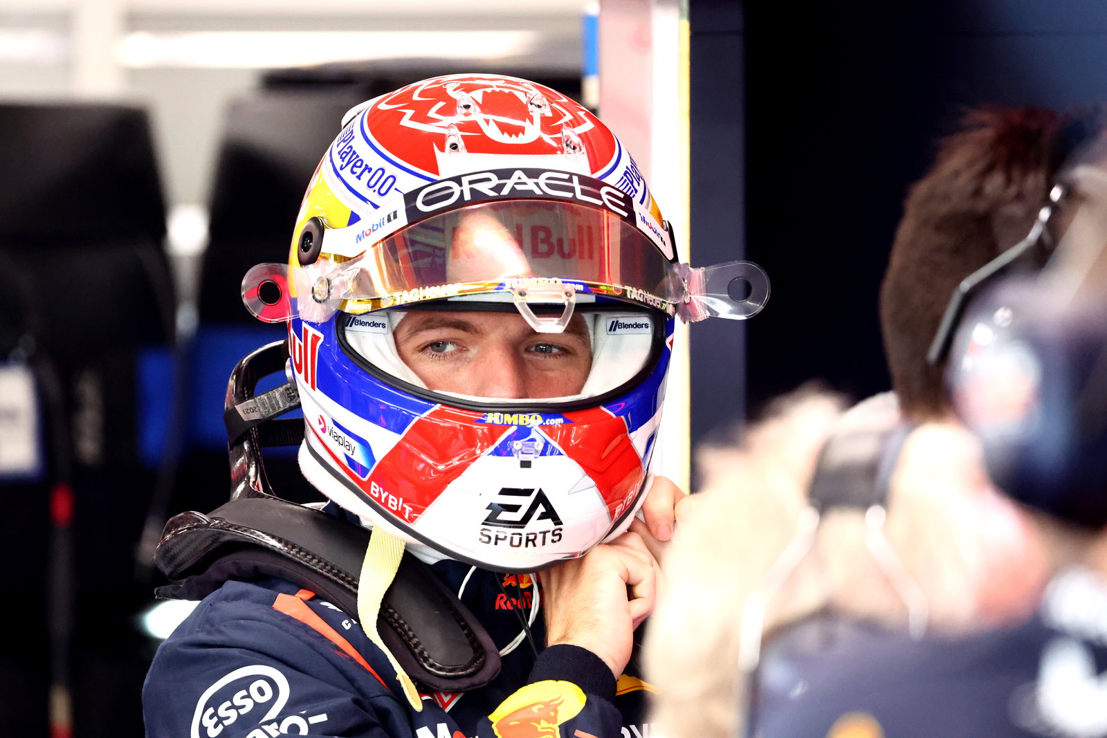 F1 Singapore Grand Prix: Carlos Sainz completes Ferrari practice sweep as Red Bull’s struggles continue