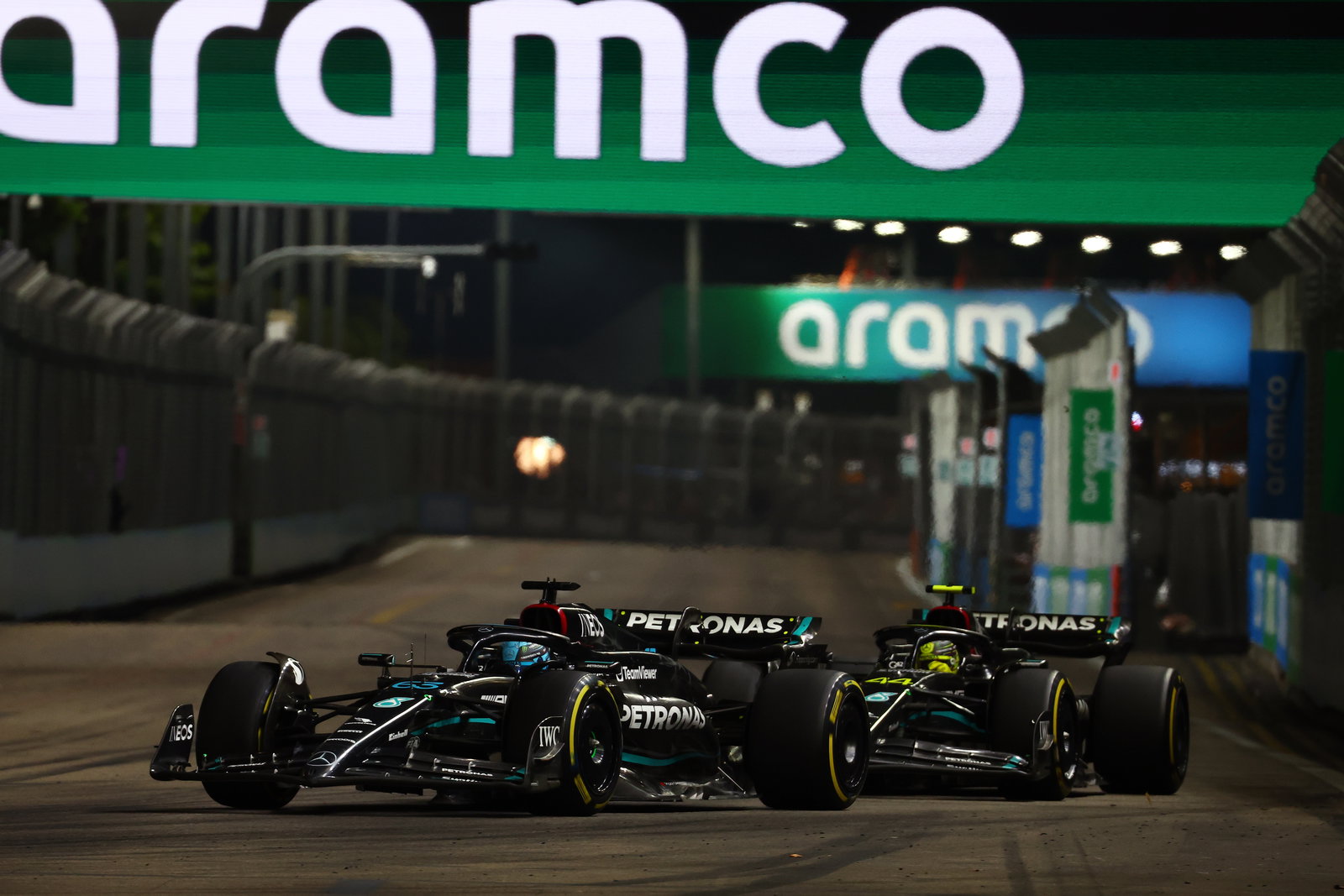 Lewis Hamilton backs ‘phenomenal’ Mercedes F1 teammate George Russell after crash and offers to help him improve