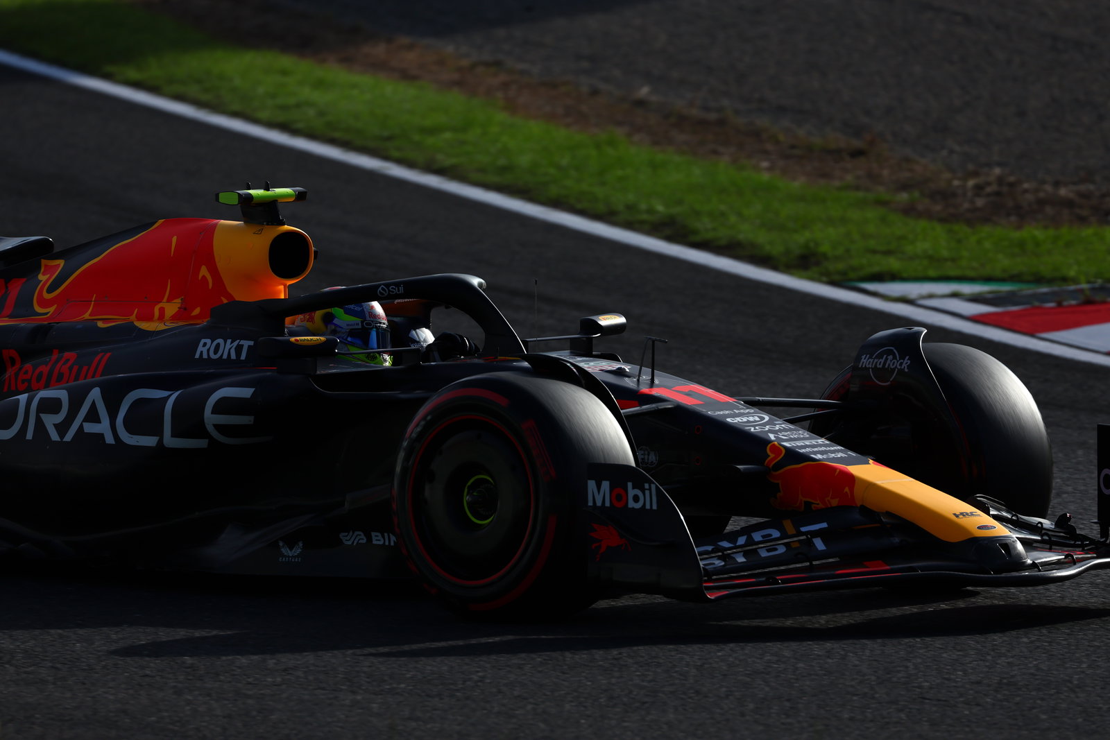 The disadvantage that cost Sergio Perez the front row - and left him 0.7s behind Max Verstappen