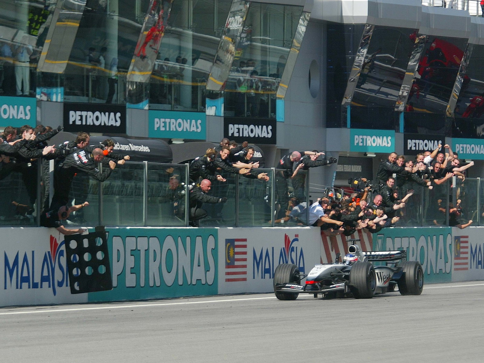 10 of the best: Kimi&nbsp;Raikkonen’s greatest&nbsp;Formula 1&nbsp;drives