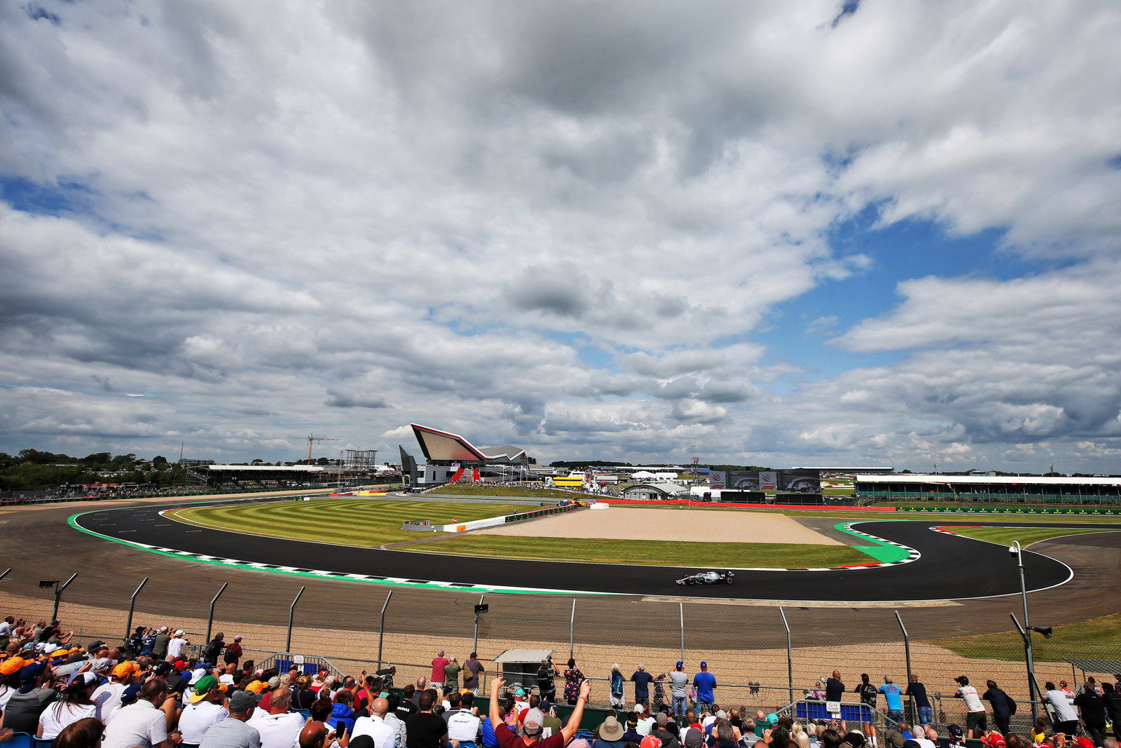 F1 in talks with UK government over new quarantine rules