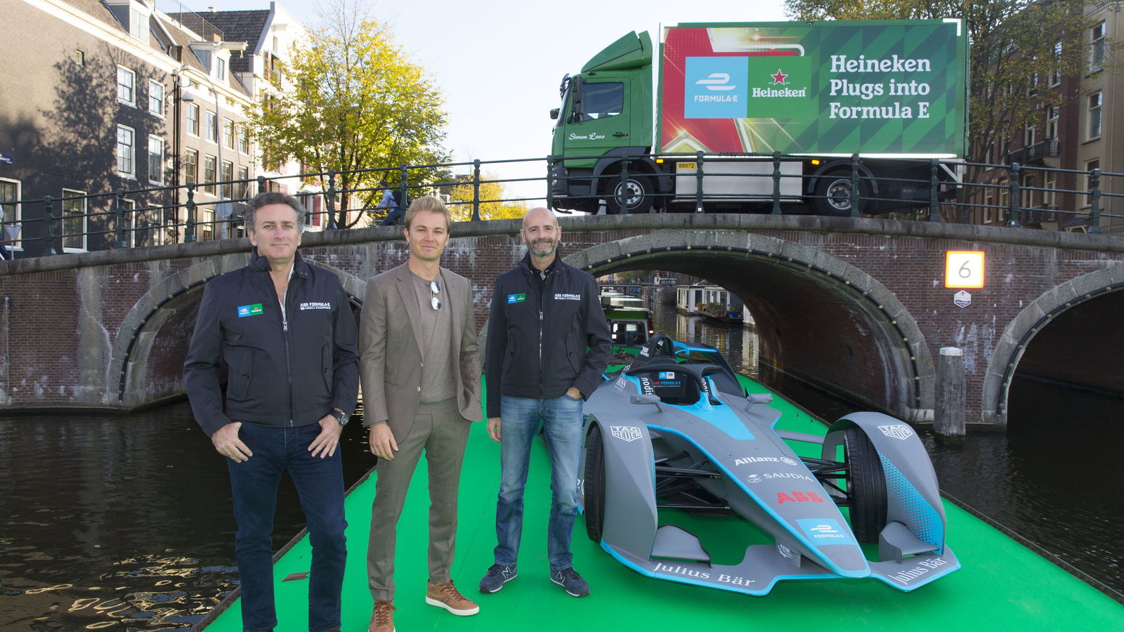 Formula E menyebut Heineken sebagai bir resmi dan mitra cider