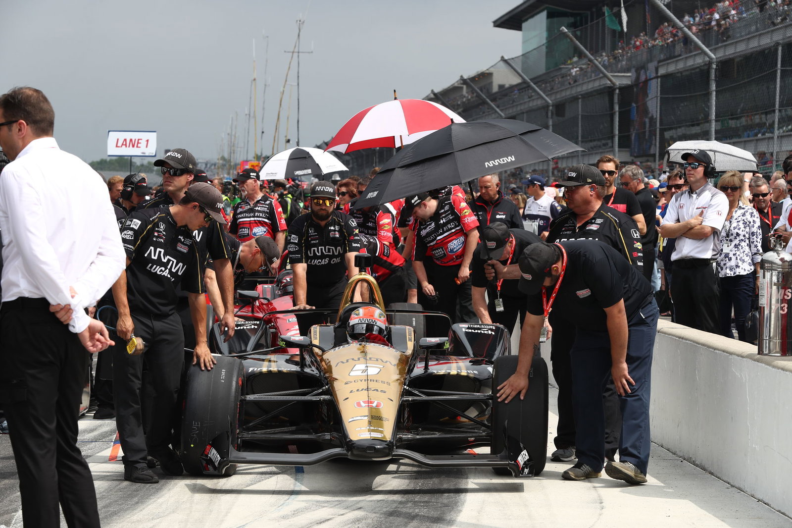 Ed Carpenter charges to Indianapolis 500 pole ahead of Penske trio