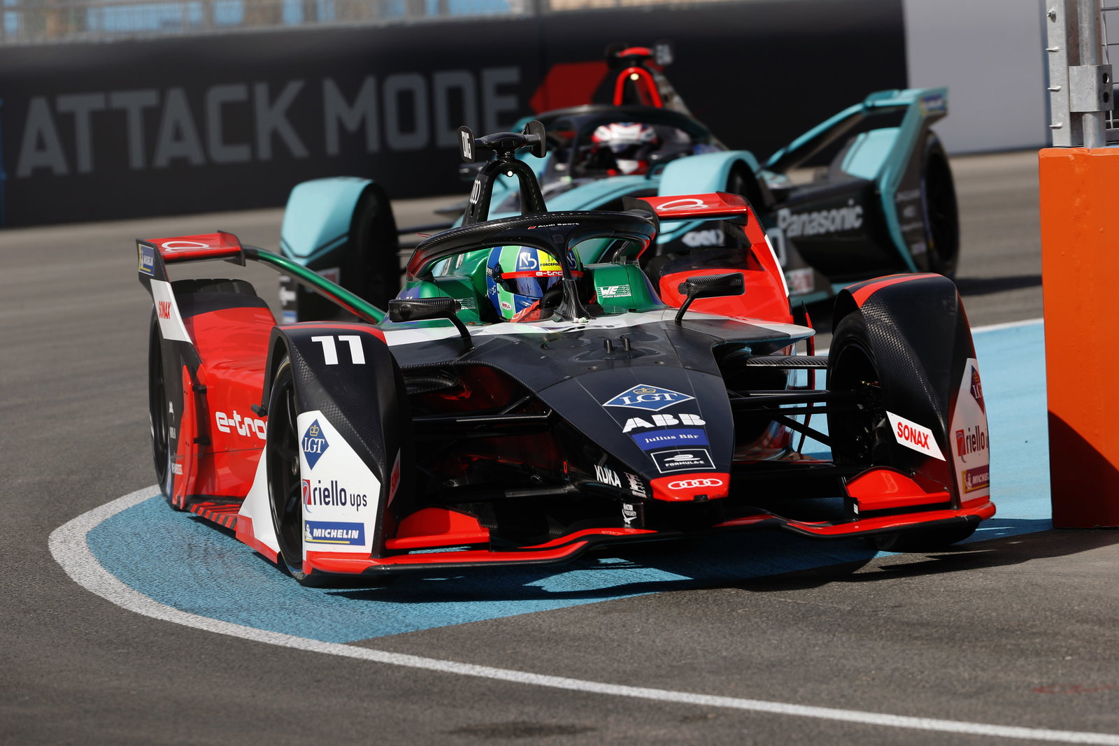 Sam Bird wins Diriyah FE season opener as Porsche, Mercedes hit podium