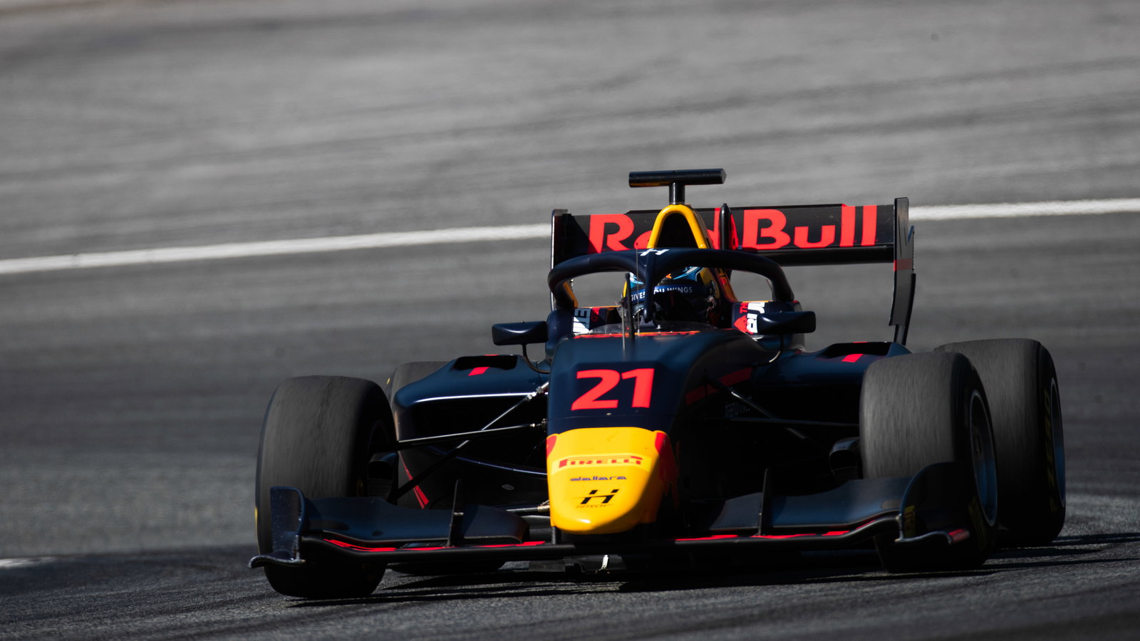 Juri Vips junior Red Bull mengambil kemenangan di pembuka Austria F3