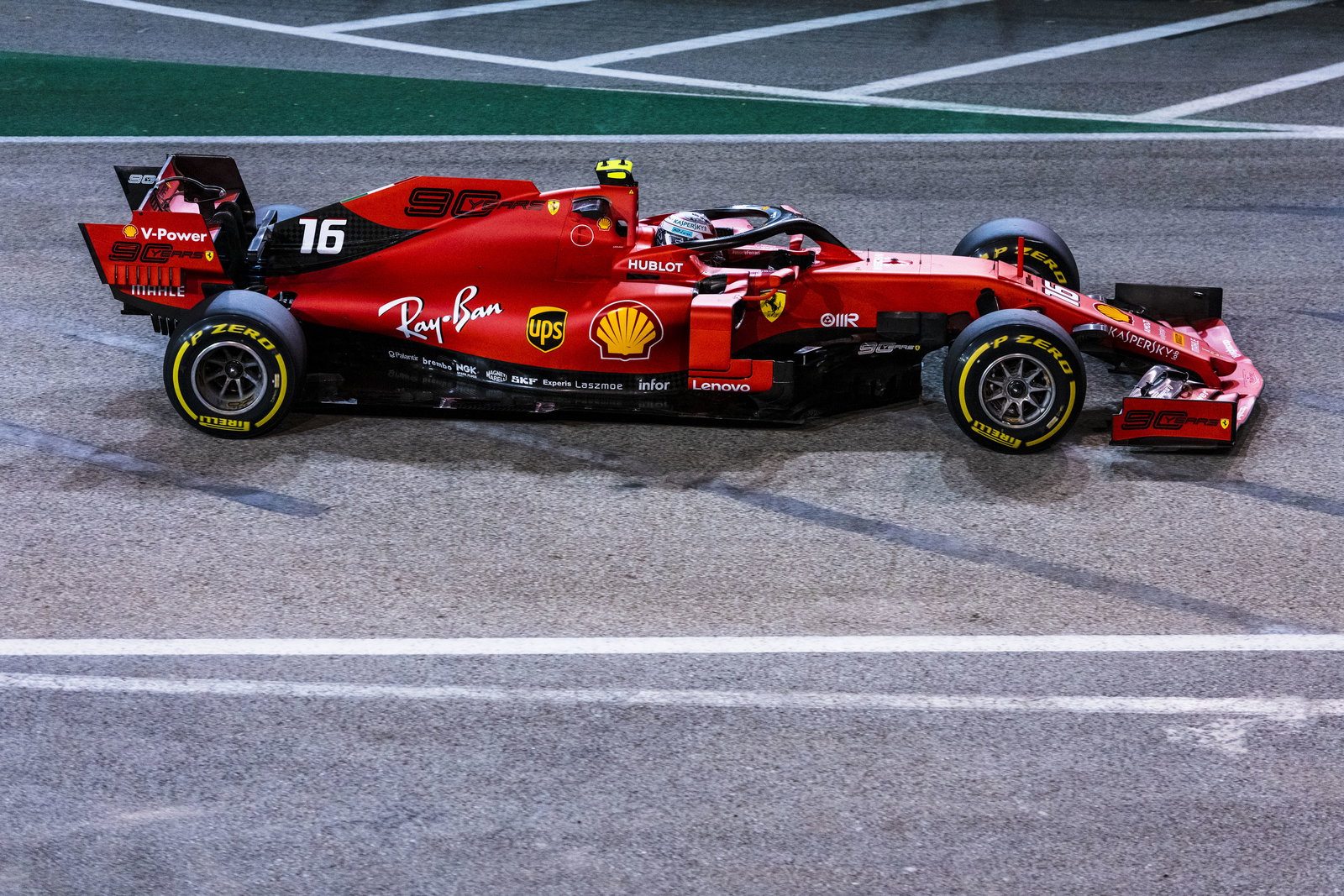 Lewis Hamilton looking for “special” Singapore lap repeat