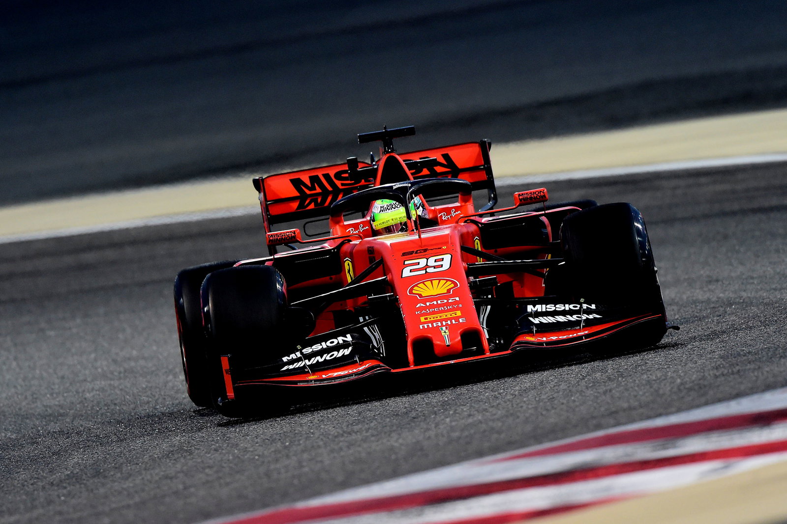 Lewis Hamilton bekerja keras untuk memperbaiki start buruk F1 setelah GP Bahrain