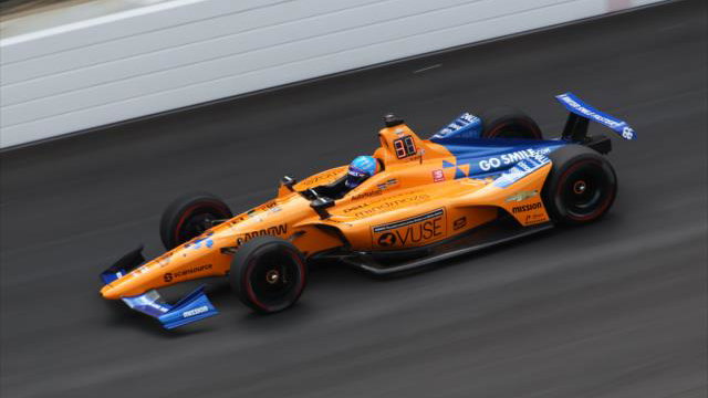 Daniel Ricciardo: Perjuangan Indy 500 Fernando Alonso 'sedih melihat'