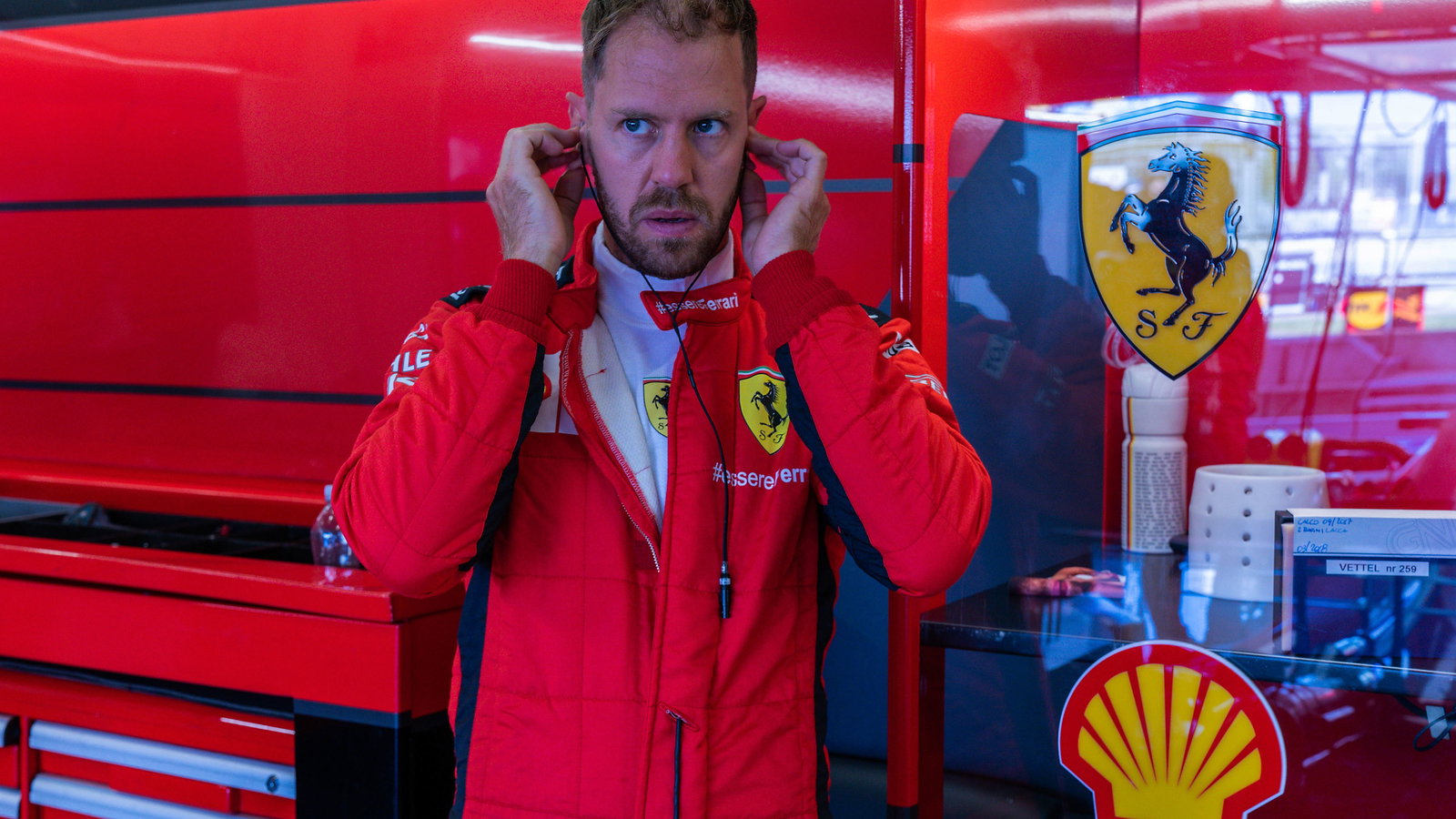 'Sesuatu tidak menumpuk' - Vettel tentang perjuangan F1 GP Inggris