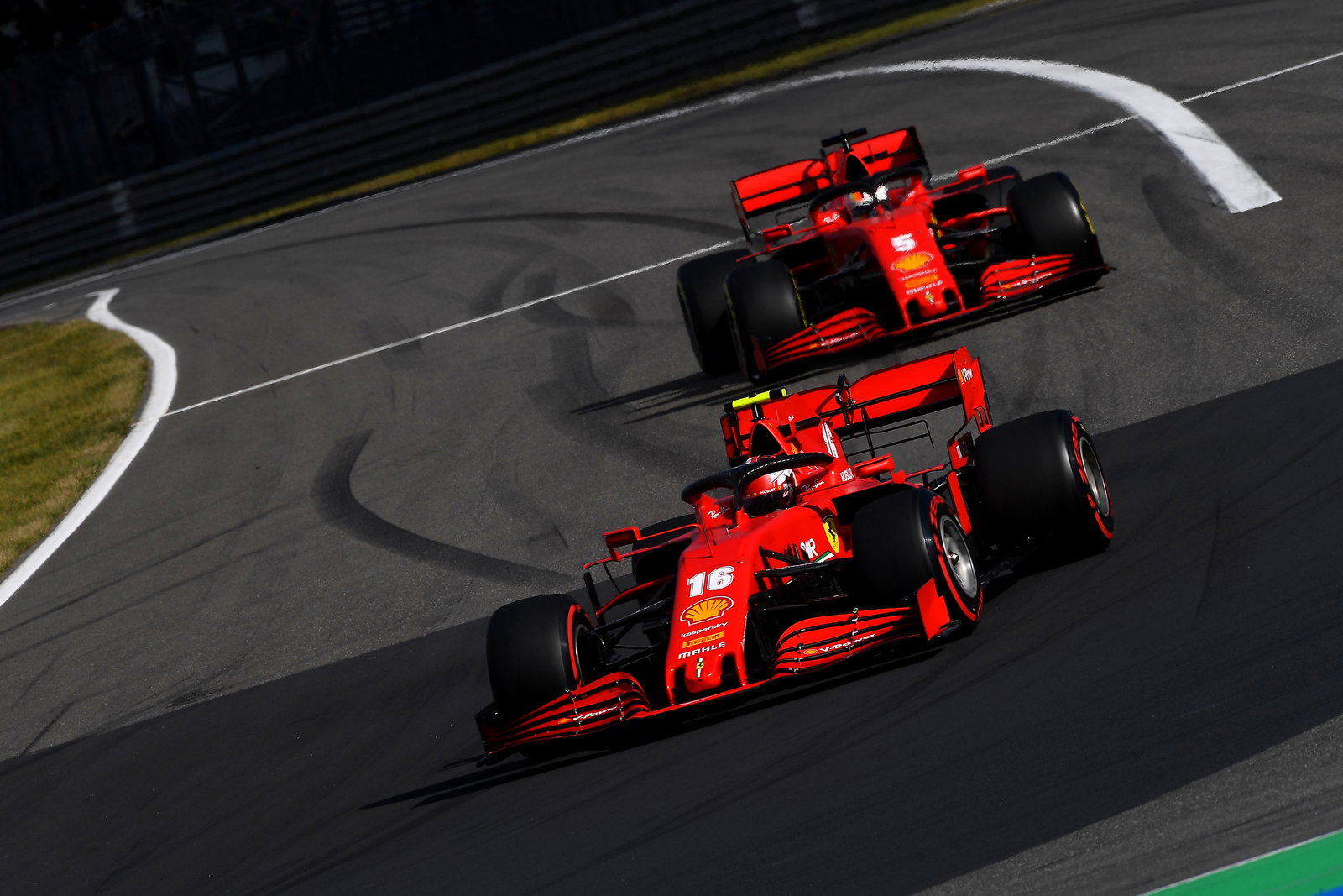 Gosip F1: Perez Gantikan Russel di Williams? Rumor Terbaru Silly Season