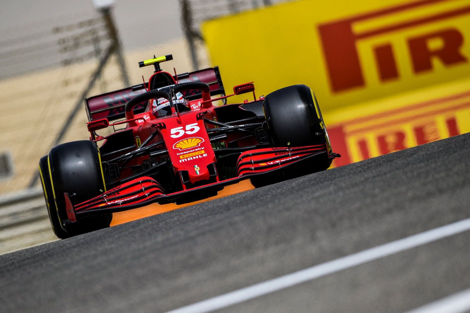 Lewis Hamilton Pertahankan Sikap Pra-Balapan pada 2021