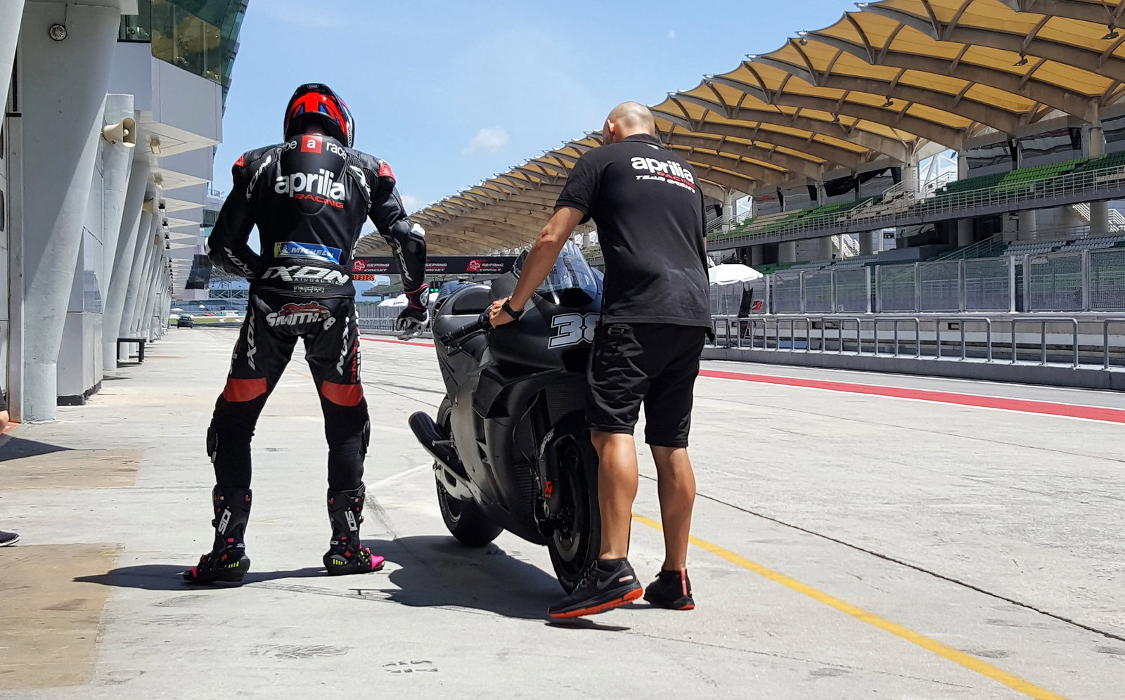 MotoGP: Rins wants wins as Suzuki unveils 2019 livery