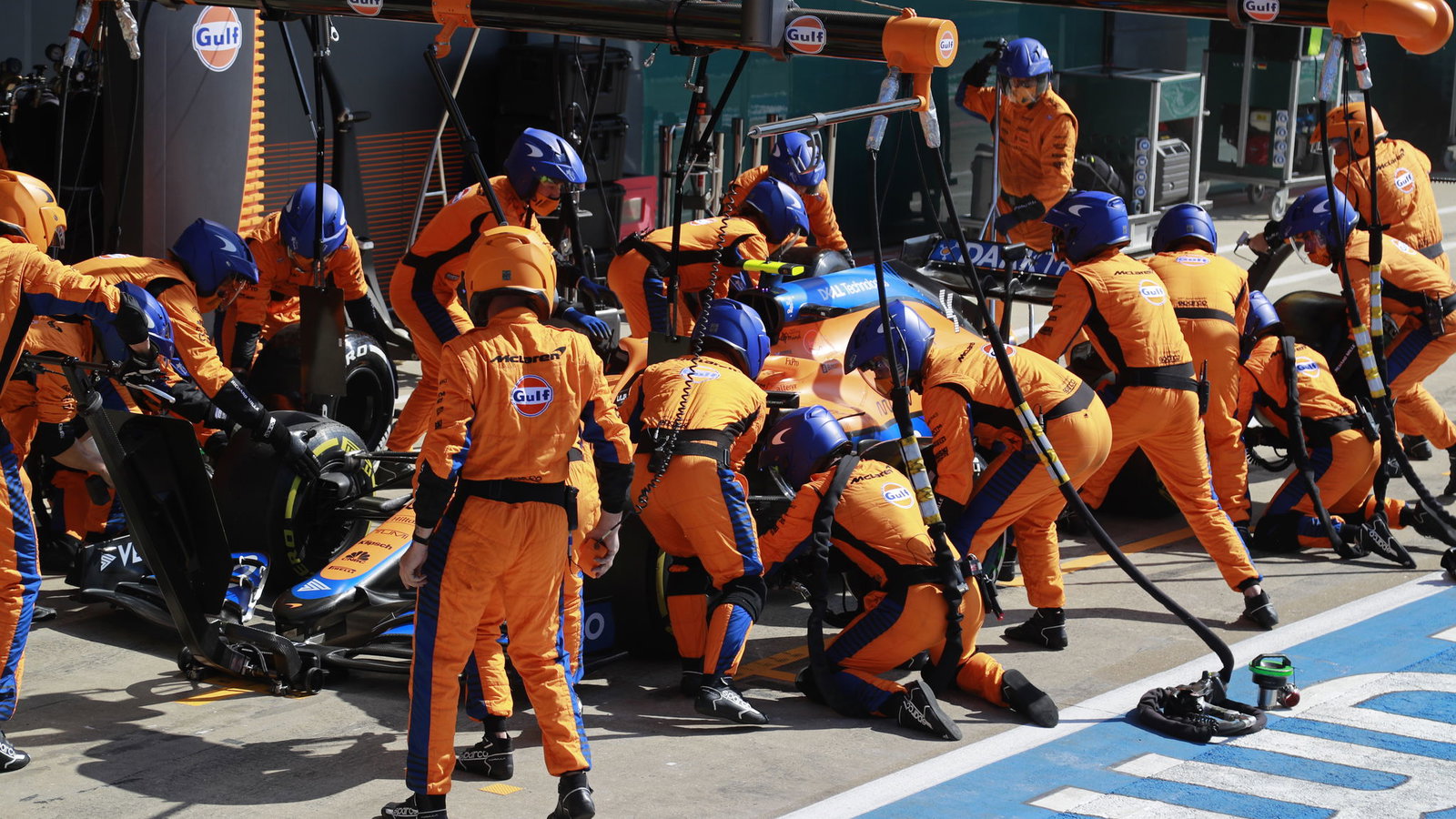 The pit stop issue that cost Lando Norris F1 podium shot in British GP