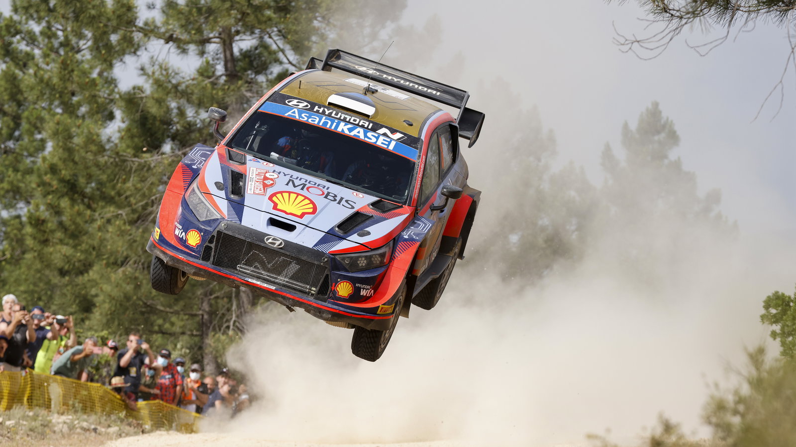 WRC Italia: Tanak Memegang Kendali Menuju Hari Terakhir Reli