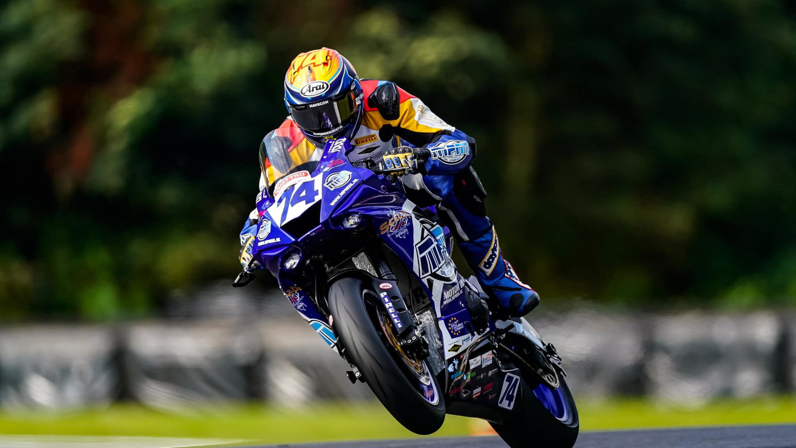 Van Sikkerlerus Bertahan di MPM Yamaha untuk British Supersport 2022