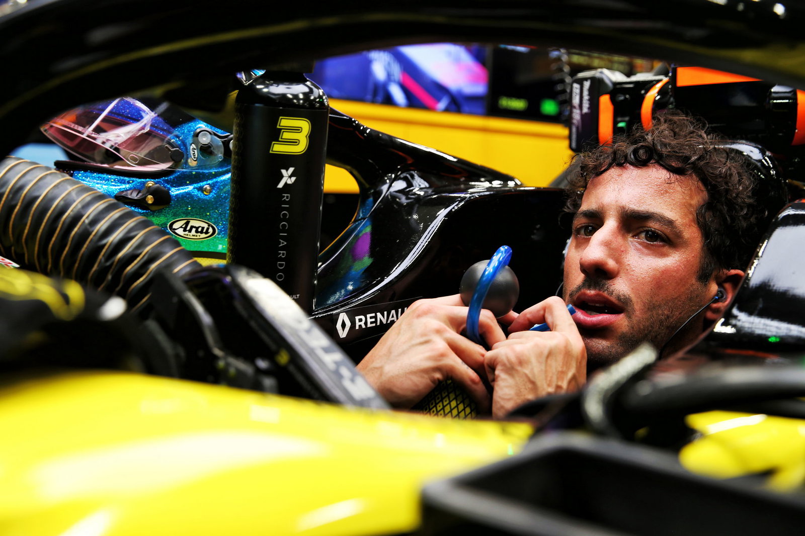 Mercedes ‘angry’ after getting Singapore GP “so wrong”
