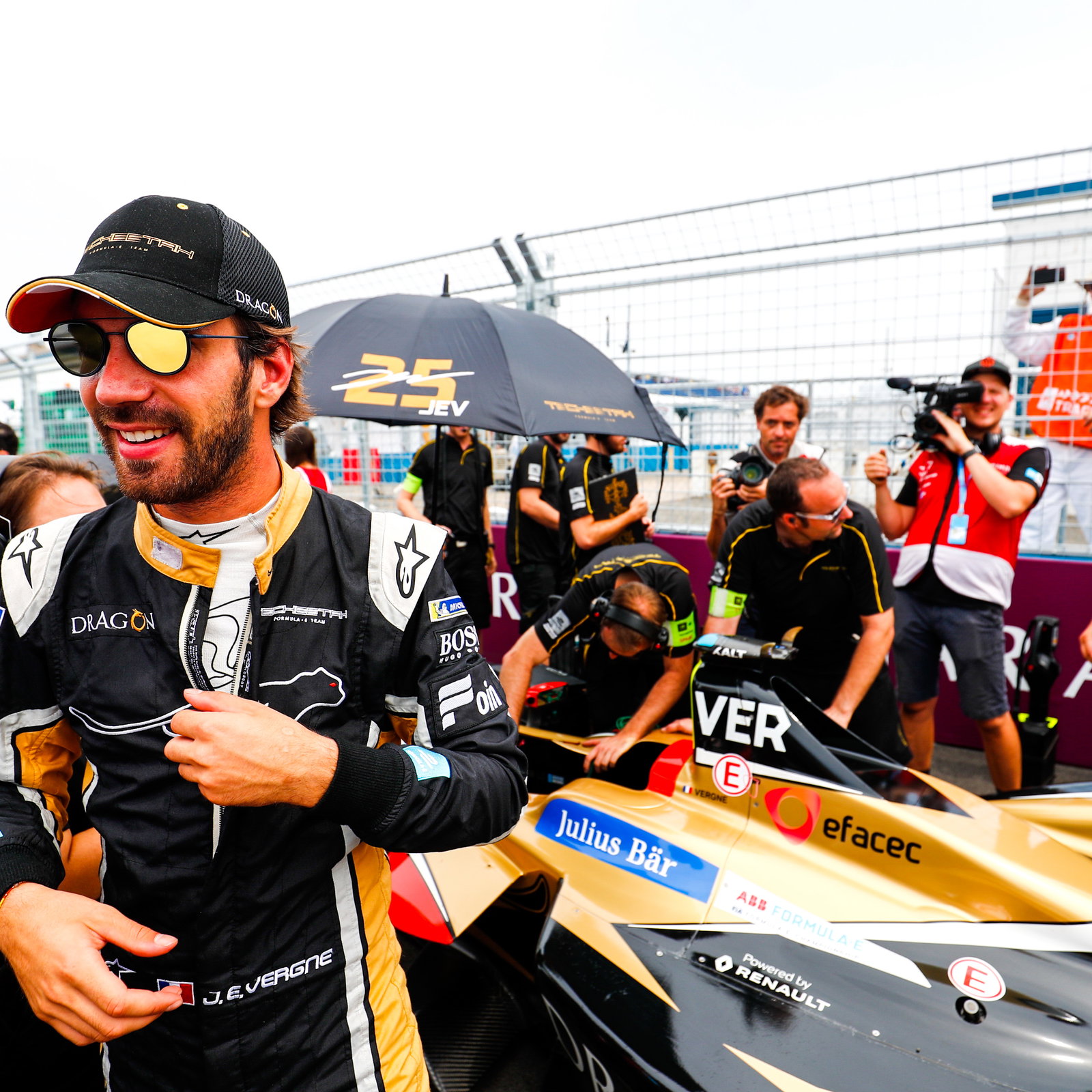 Albon named on 2018/19 FE entry list despite Toro Rosso F1 approach