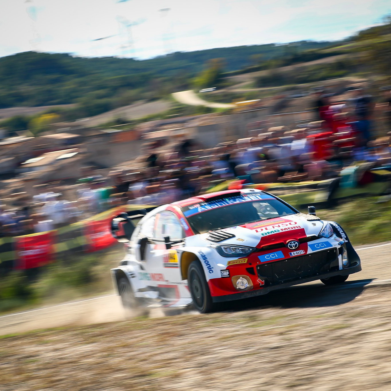 Ogier: Di WRC 2018 semua orang adalah ancaman