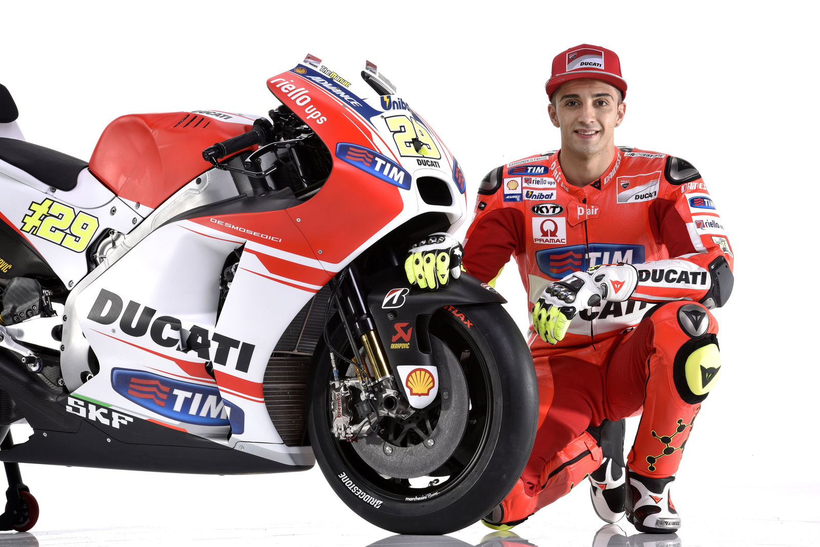 “If Marc Marquez’s bone breaks again, he’ll be out for four months,” Oscar Haro claims