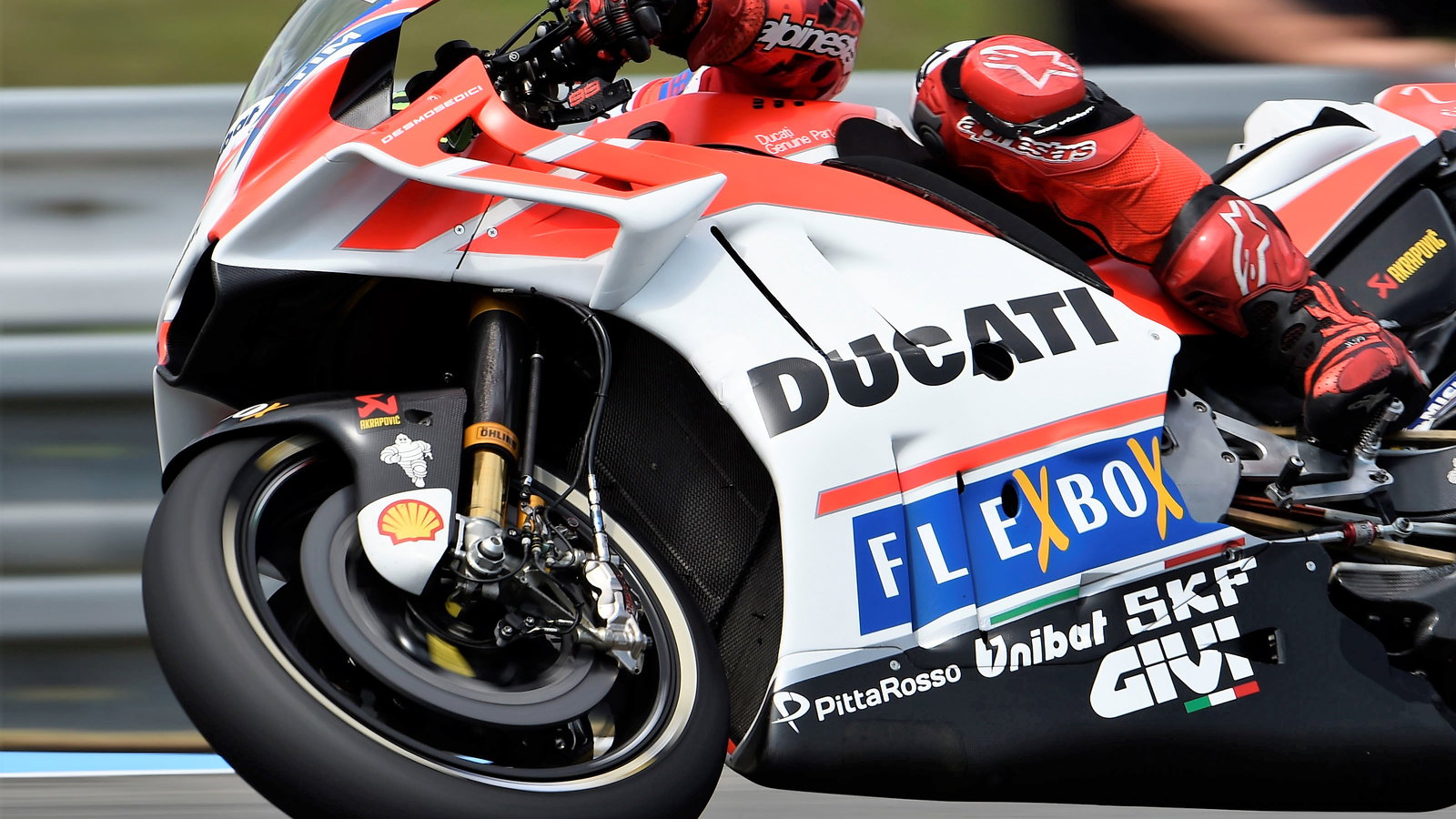 Lorenzo fairing