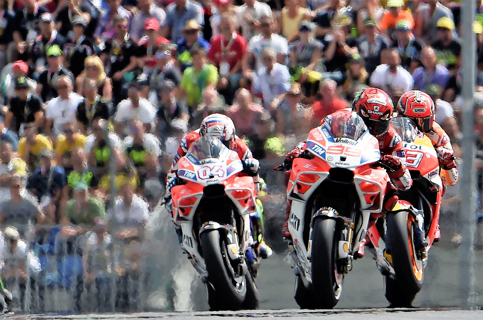 MotoGP: 2018 menandai dimulainya kantung udara wajib