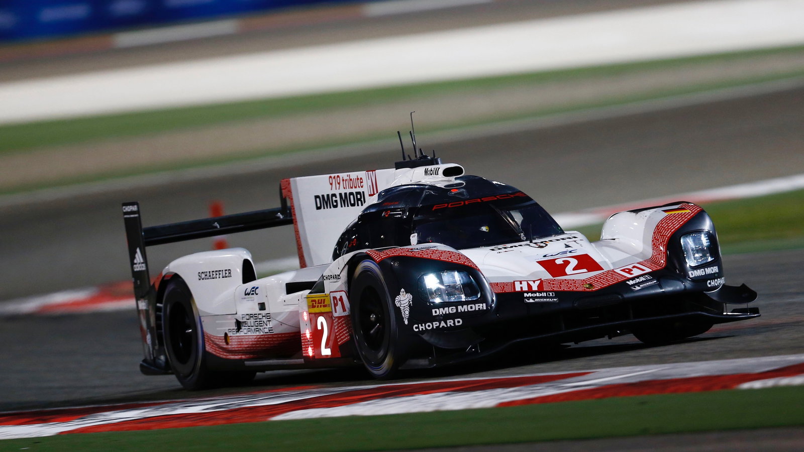 Brendon Hartley memanfaatkan pengalaman LMP1 di Bahrain, China