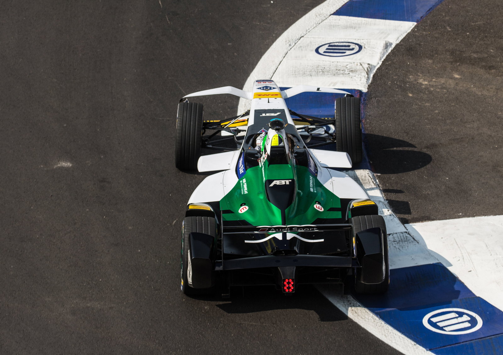 Lucas di Grassi tercepat di Meksiko berbendera merah Formula E FP2