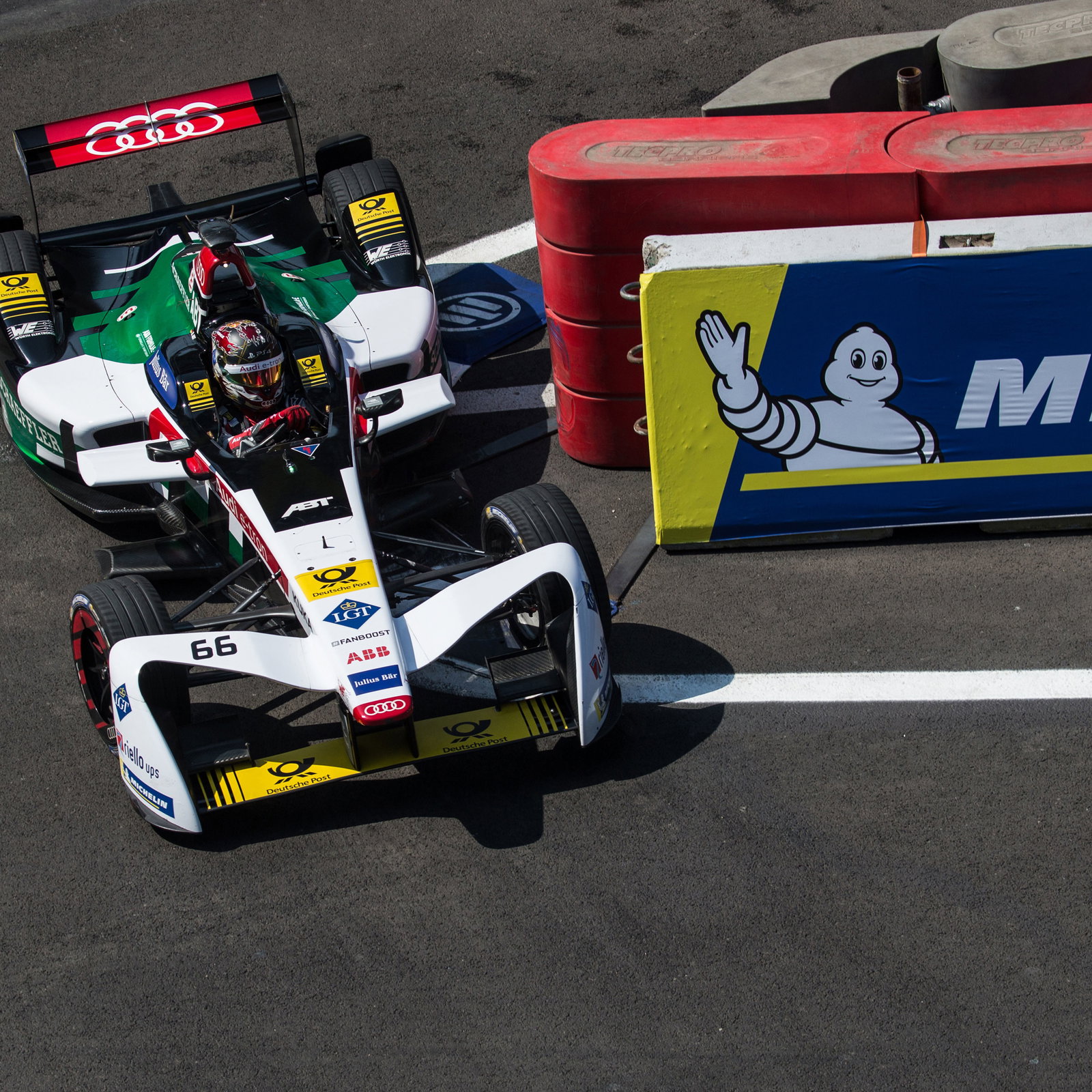 Formula E limits number of driver changes