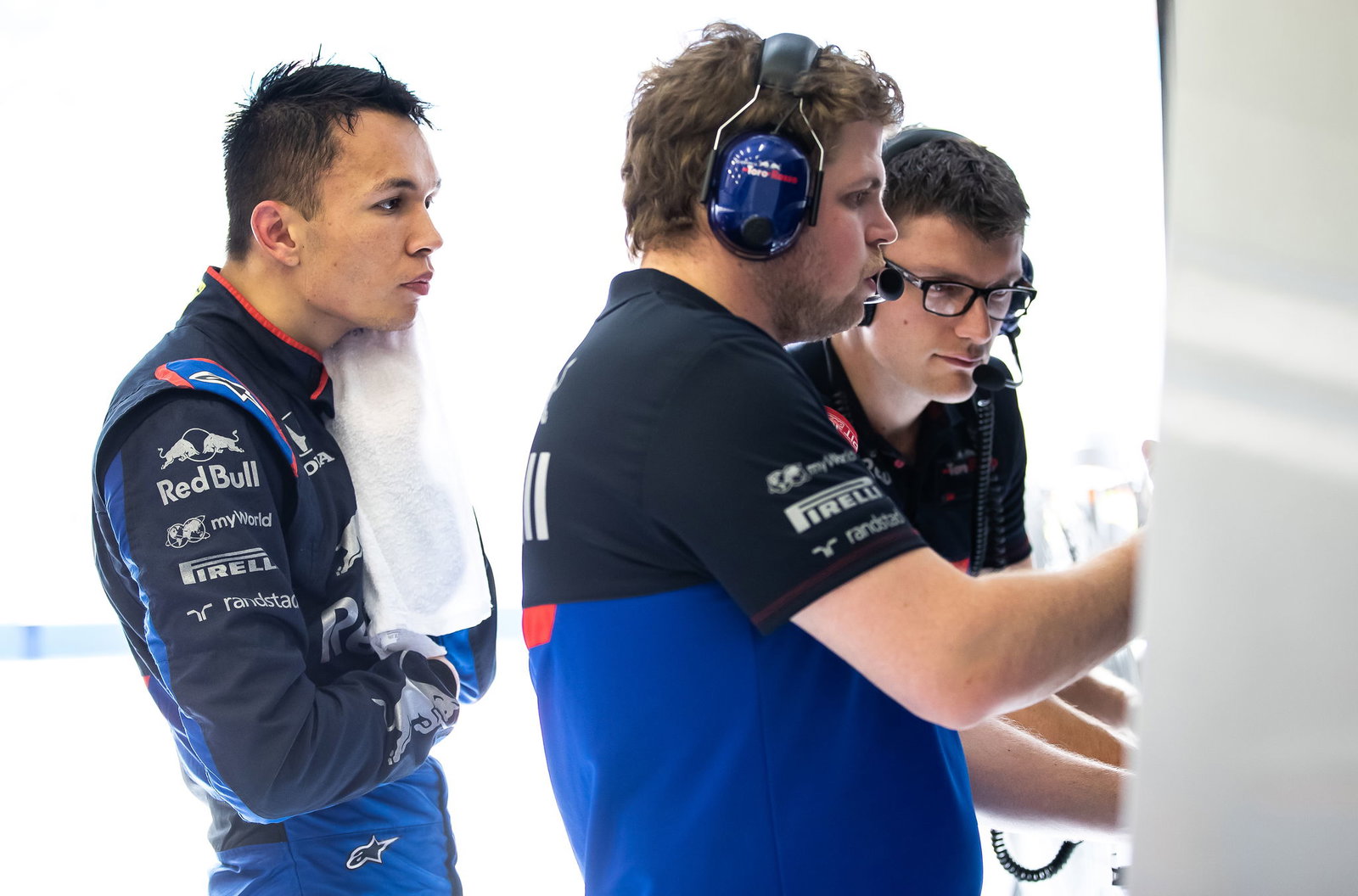 Carlos Sainz Jr. menjalankan kepercayaan diri yang tinggi meskipun DNF back-to-back