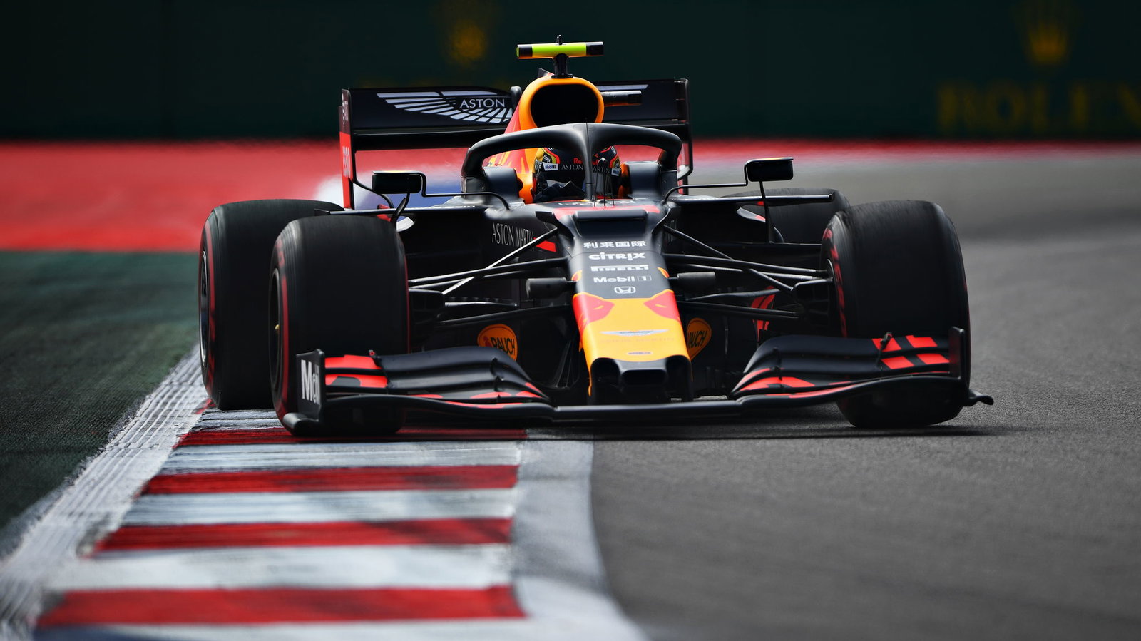 Hamilton hopes to ‘utilise’ Mercedes’ strategy to pressure Ferrari