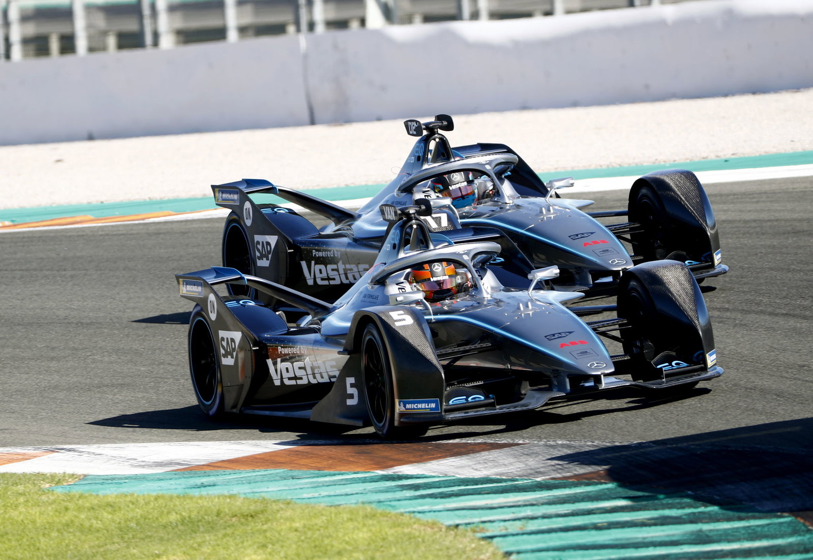 Nissan FE squad reveals new-look livery for 2019/20 season